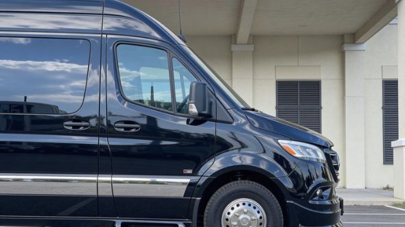 12 passenger sprinter van knoxville