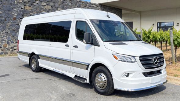 knoxville wine tour sprinter van rental