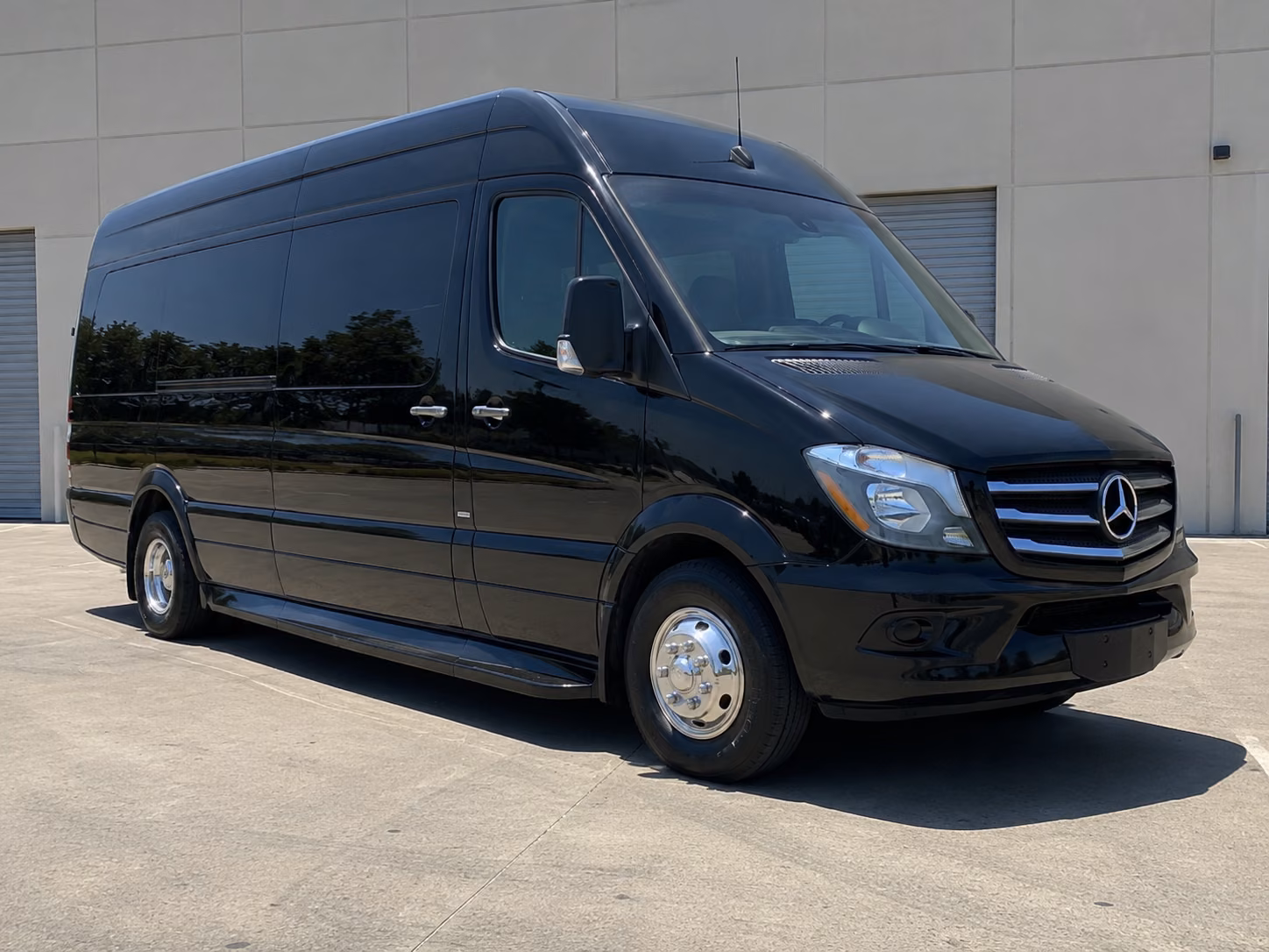 knoxville 15 passenger sprinter van